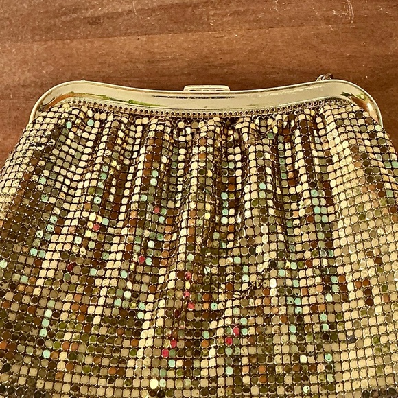 Vintage Whiting & Davis Gold Mesh Evening Bag Clutch Purse with Jeweled Clasp - Picture 11 of 15
